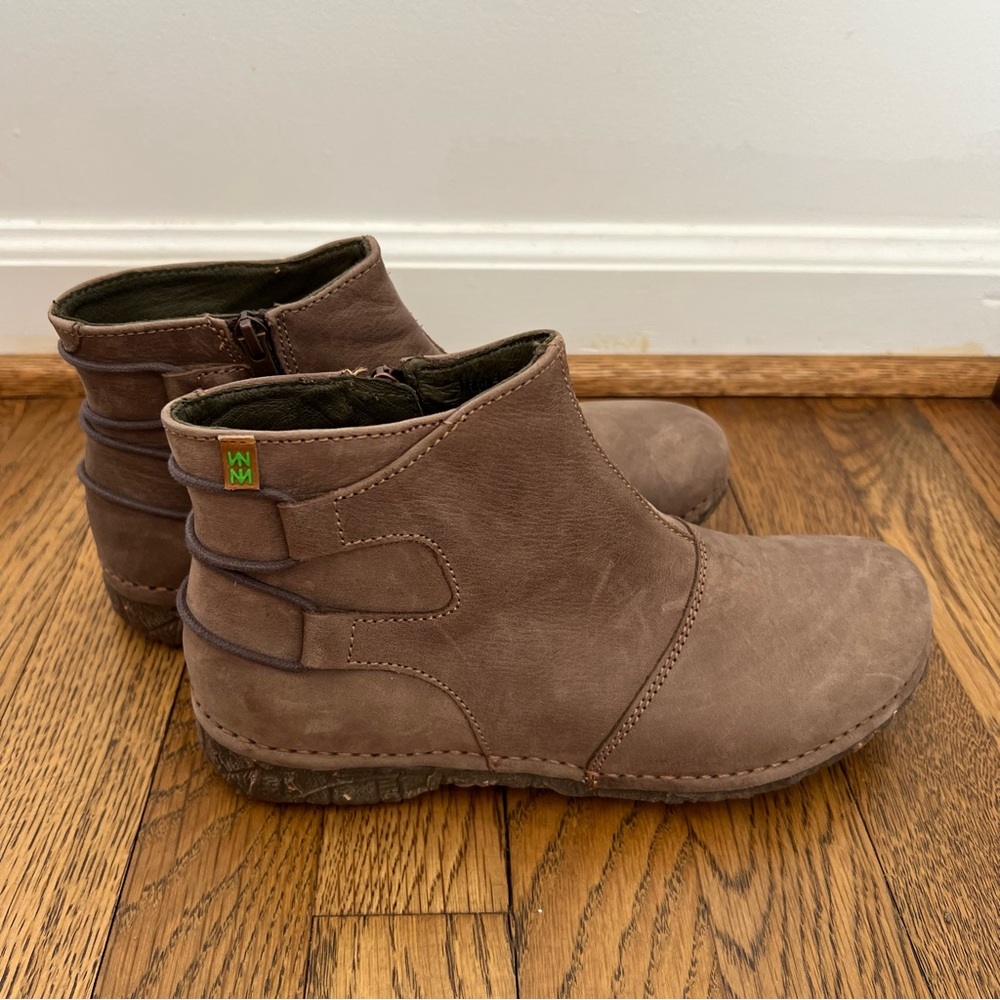 El Naturalista Angkor N917 Sustainable Boots Leather Size 37 Size 6.5 Hiking